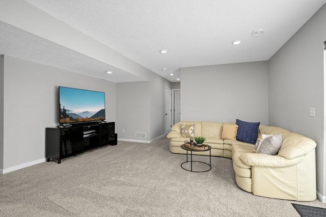 1257 Orchard Court, Waconia, MN 55387