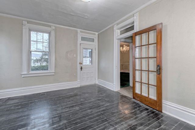 500 Painter St, Everson, PA 15631