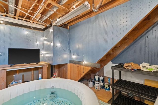 7443 Blackhawk DRIVE, Racine, WI 53402