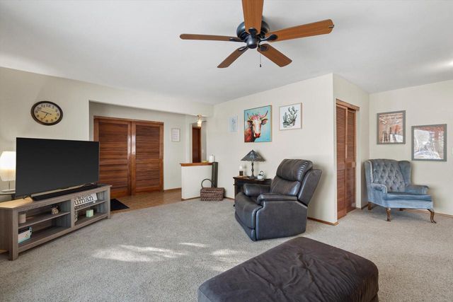 7443 Blackhawk DRIVE, Racine, WI 53402