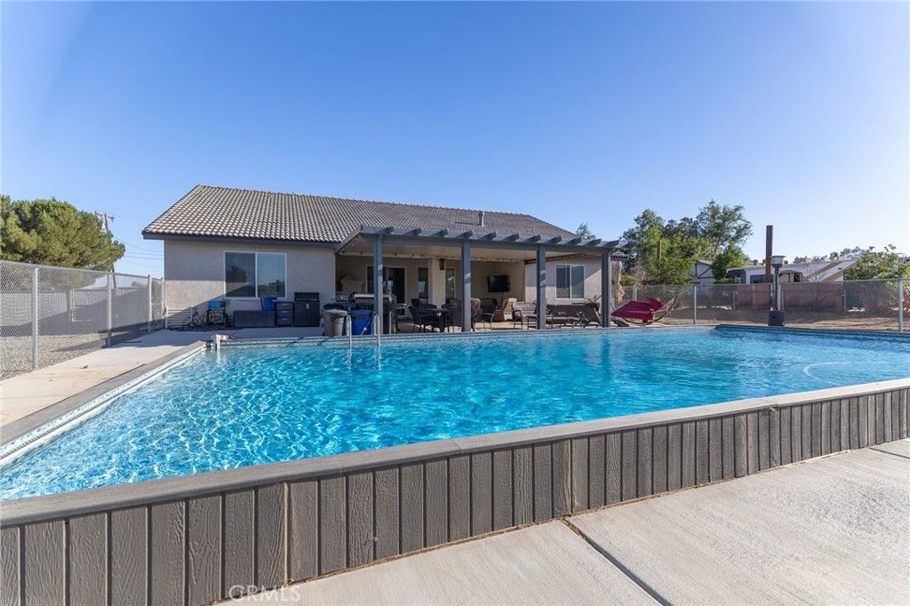 Image 18 of property listing at 14978 Palm, Hesperia, CA 92345
