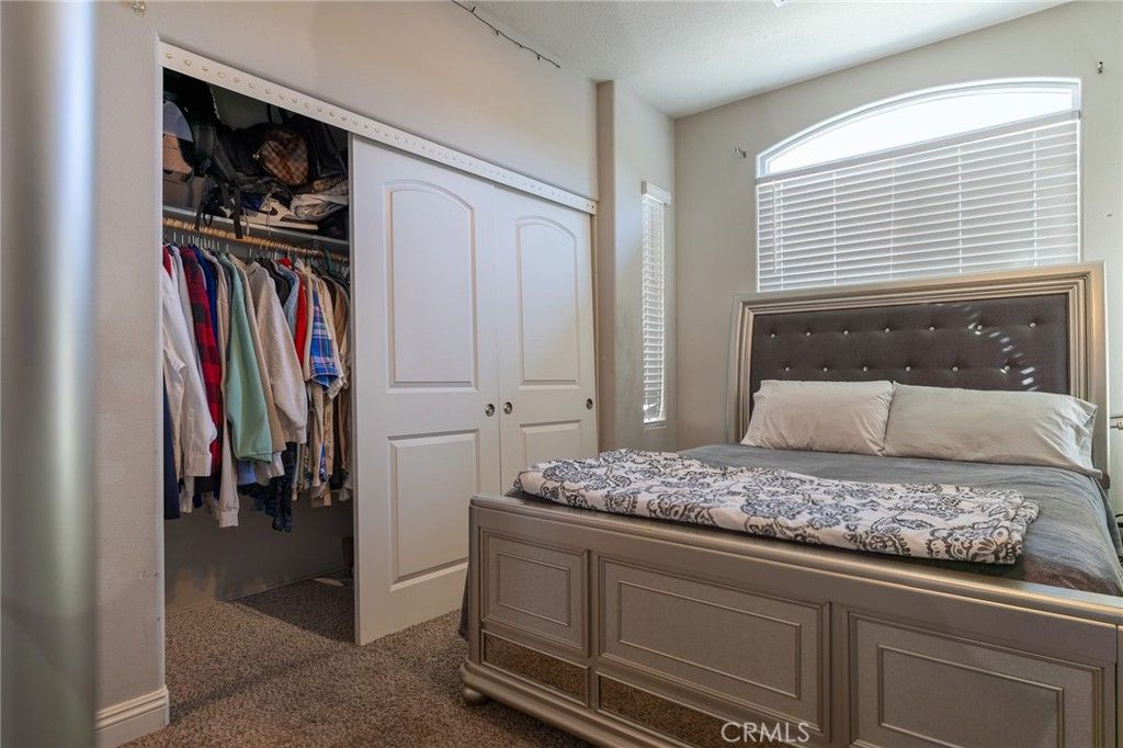 Image 20 of property listing at 14978 Palm, Hesperia, CA 92345