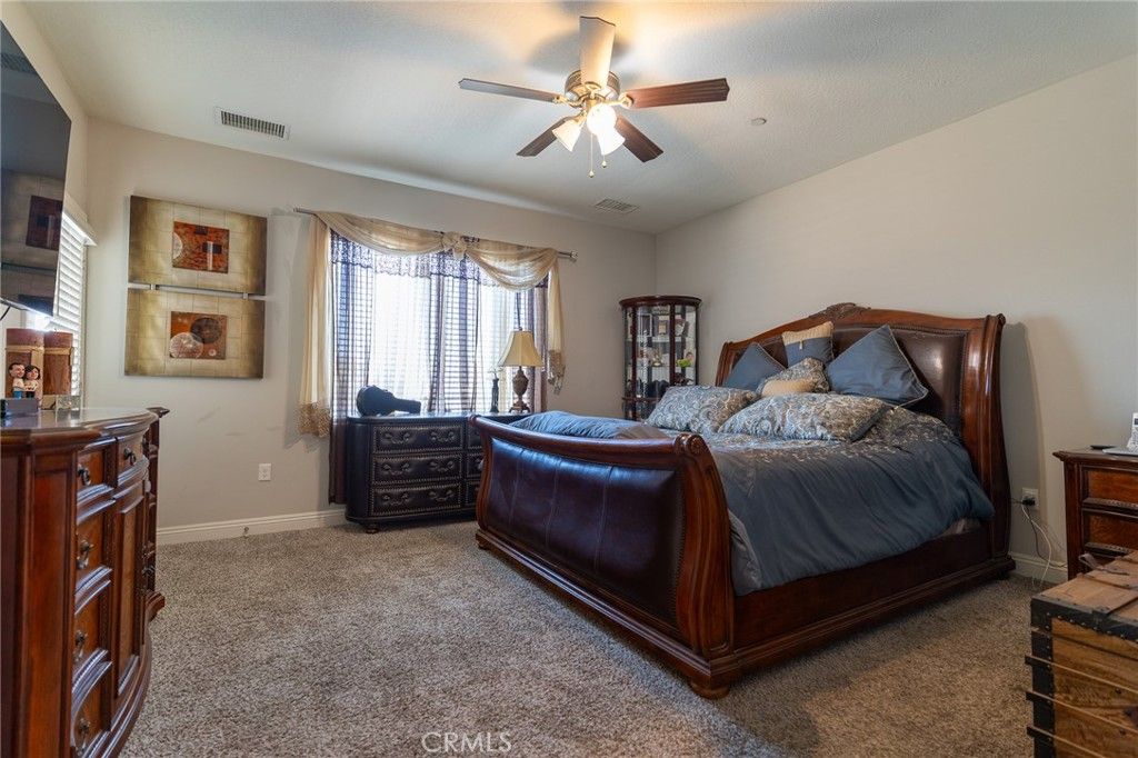 Image 22 of property listing at 14978 Palm, Hesperia, CA 92345