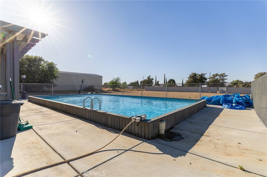 Image 24 of property listing at 14978 Palm, Hesperia, CA 92345