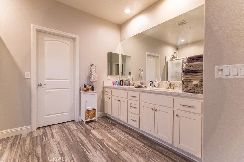 Image 25 of property listing at 14978 Palm, Hesperia, CA 92345