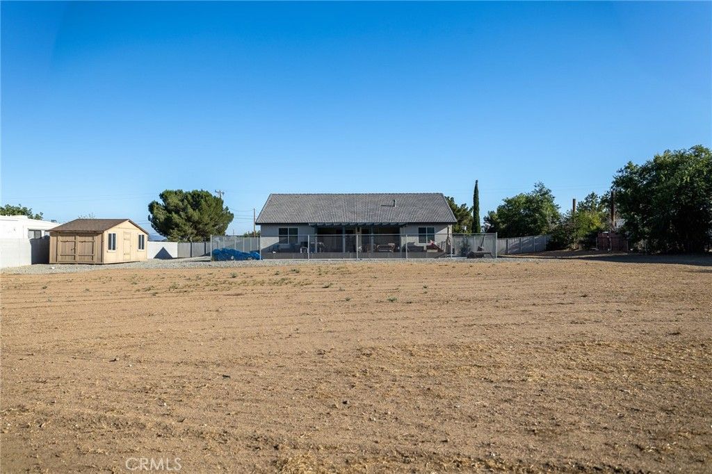 Image 39 of property listing at 14978 Palm, Hesperia, CA 92345