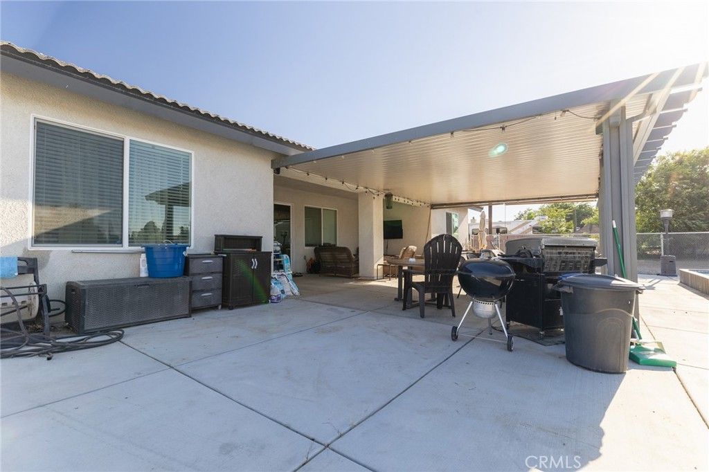 Image 45 of property listing at 14978 Palm, Hesperia, CA 92345