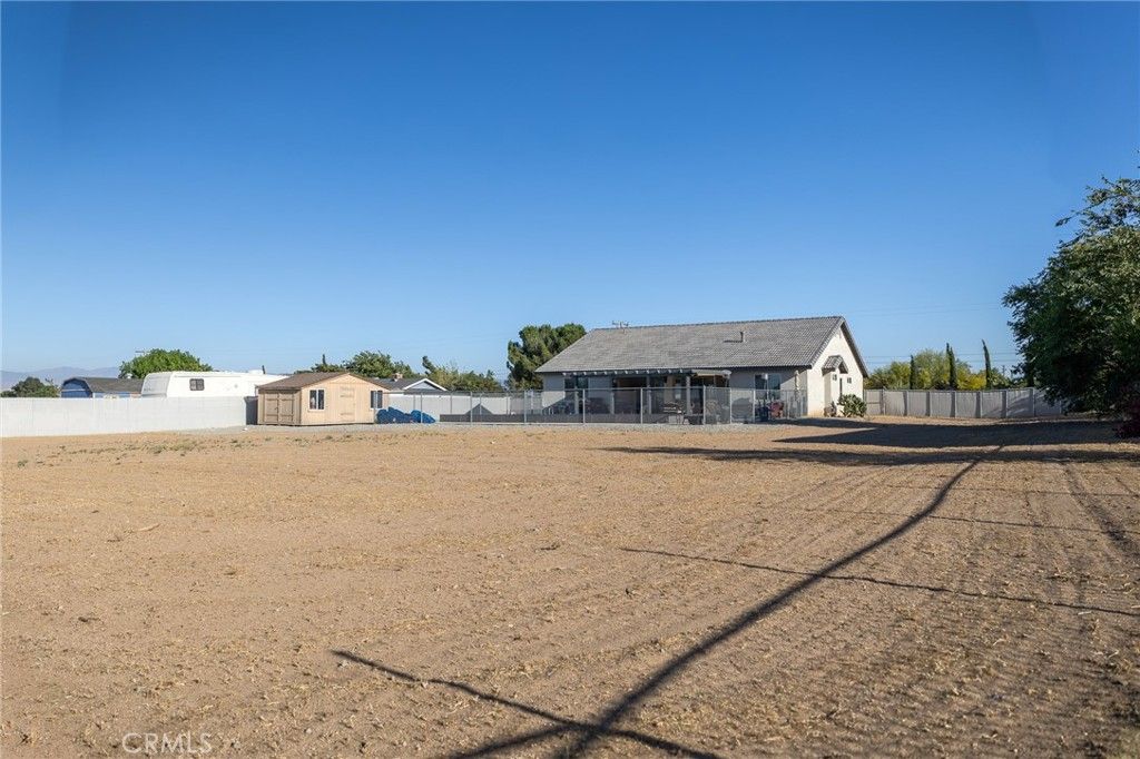 Image 50 of property listing at 14978 Palm, Hesperia, CA 92345