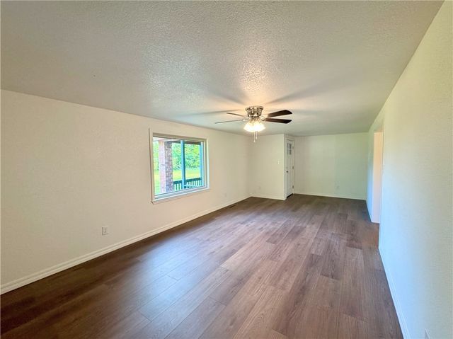 1170 Jimmy Lile Road, Russellville, AR 72802