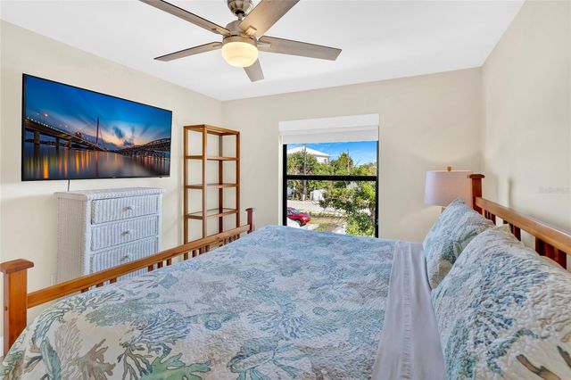 9226 MIDNIGHT PASS ROAD 3B, Sarasota, FL 34242