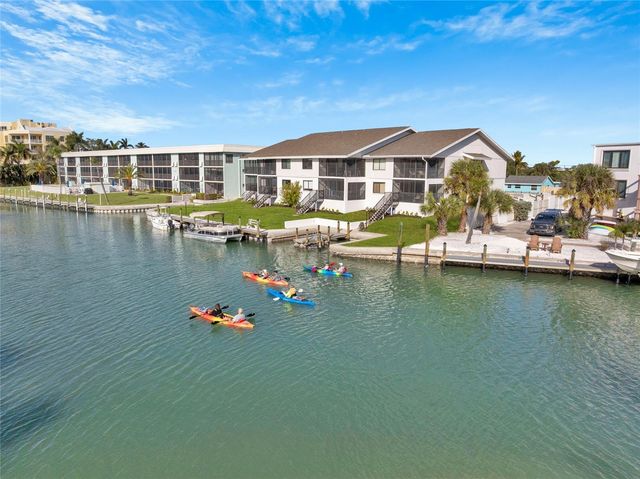 9226 MIDNIGHT PASS ROAD 3B, Sarasota, FL 34242
