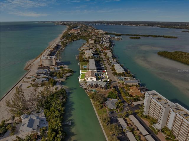 9226 MIDNIGHT PASS ROAD 3B, Sarasota, FL 34242