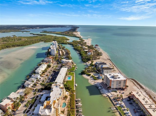 9226 MIDNIGHT PASS ROAD 3B, Sarasota, FL 34242