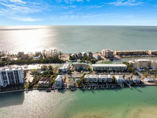 9226 MIDNIGHT PASS ROAD 3B, Sarasota, FL 34242