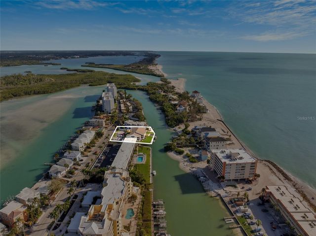 9226 MIDNIGHT PASS ROAD 3B, Sarasota, FL 34242