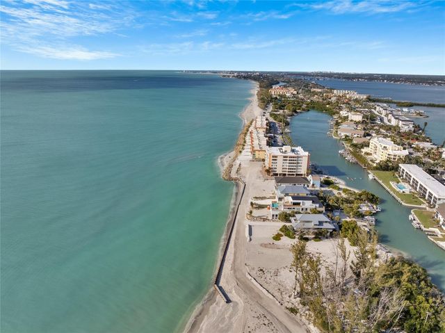 9226 MIDNIGHT PASS ROAD 3B, Sarasota, FL 34242