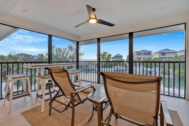 9226 MIDNIGHT PASS ROAD 3B, Sarasota, FL 34242