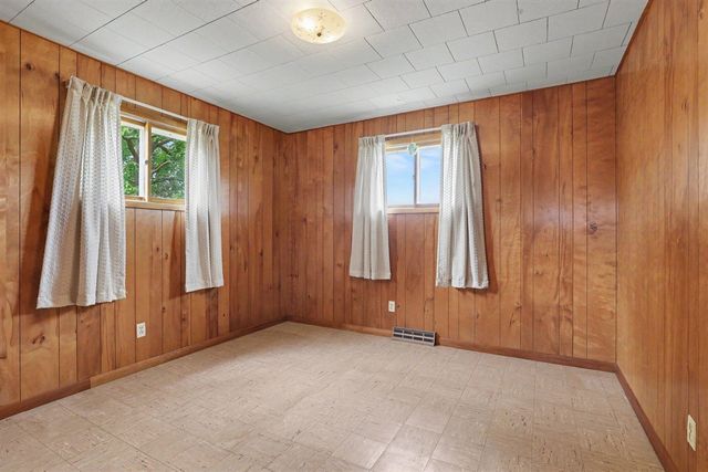524 Hubbell Road, Orleans, MI 48865