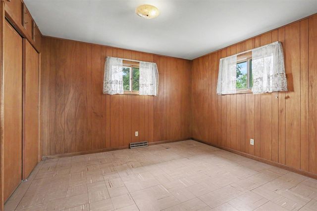 524 Hubbell Road, Orleans, MI 48865