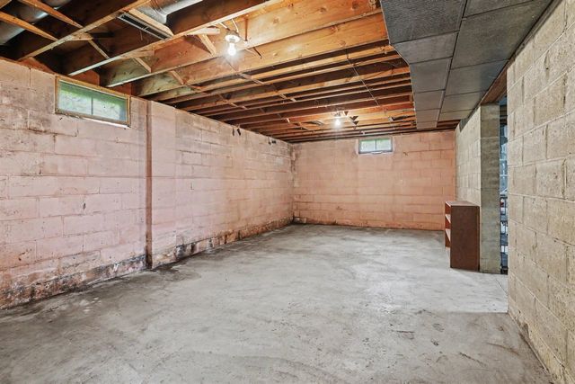524 Hubbell Road, Orleans, MI 48865