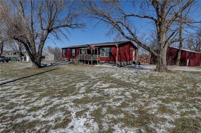 22078 71 Highway, Maryville, MO 64468