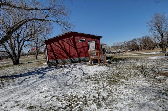 22078 71 Highway, Maryville, MO 64468