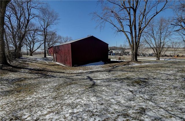 22078 71 Highway, Maryville, MO 64468