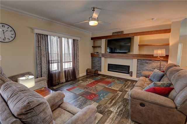 22078 71 Highway, Maryville, MO 64468