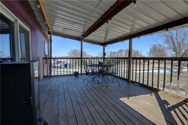 22078 71 Highway, Maryville, MO 64468