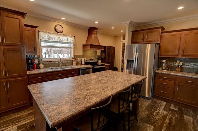 22078 71 Highway, Maryville, MO 64468