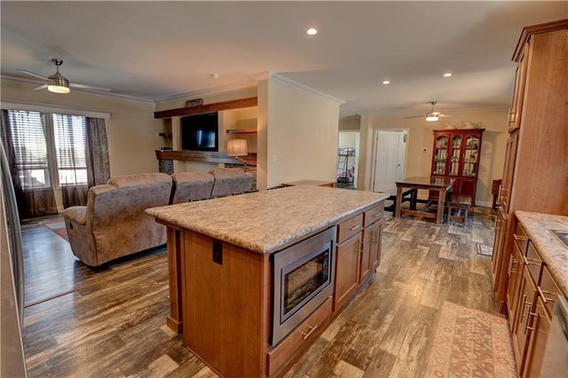 22078 71 Highway, Maryville, MO 64468