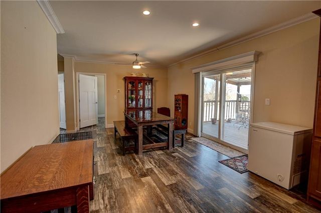 22078 71 Highway, Maryville, MO 64468