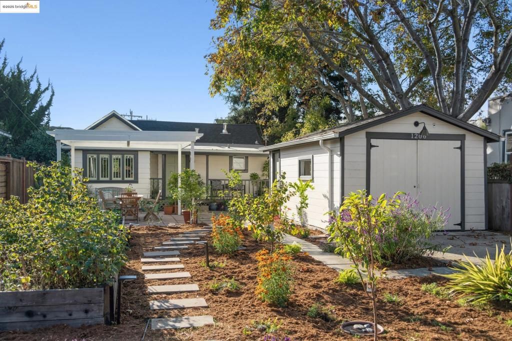 1200 Cornell Ave, Berkeley, CA 94706