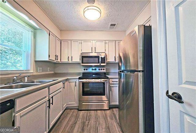 434 High Creek Trace 434, Roswell, GA 30076