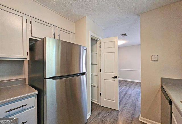 434 High Creek Trace 434, Roswell, GA 30076