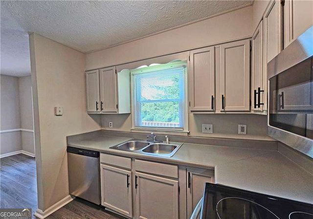 434 High Creek Trace 434, Roswell, GA 30076