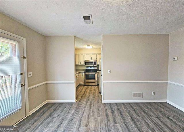 434 High Creek Trace 434, Roswell, GA 30076