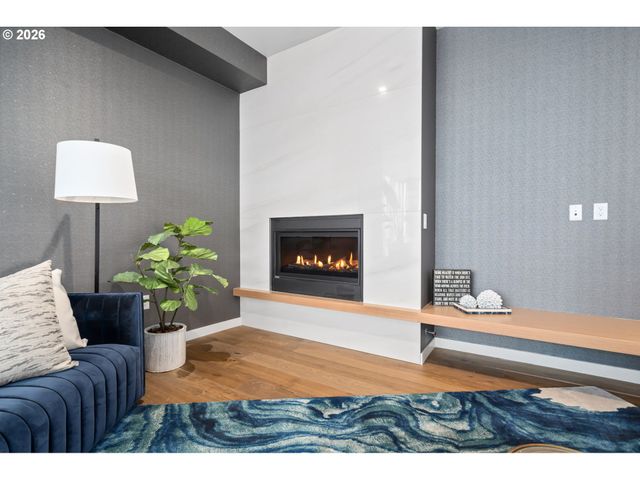 590 WATERFRONT Way 1000, Vancouver, WA 98660