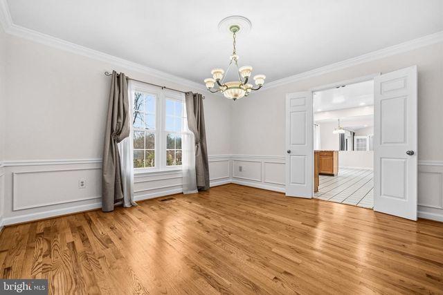 7520 ROYAL DOMINION DR, Bethesda, MD 20817