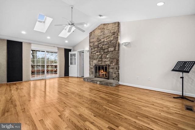 7520 ROYAL DOMINION DR, Bethesda, MD 20817