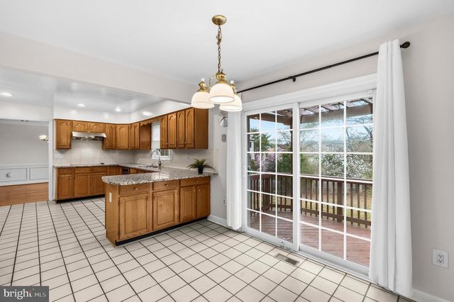 7520 ROYAL DOMINION DR, Bethesda, MD 20817