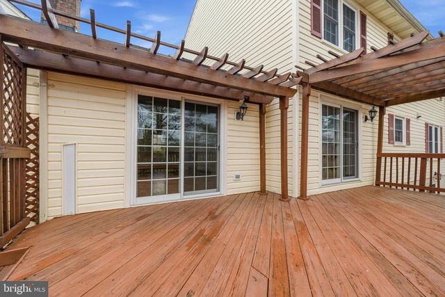 7520 ROYAL DOMINION DR, Bethesda, MD 20817