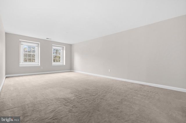 7520 ROYAL DOMINION DR, Bethesda, MD 20817