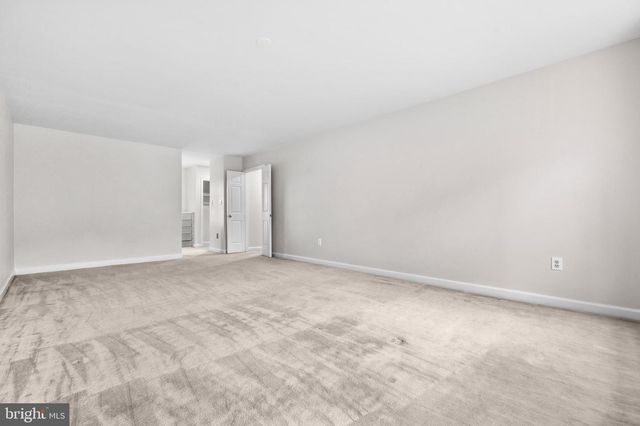 7520 ROYAL DOMINION DR, Bethesda, MD 20817