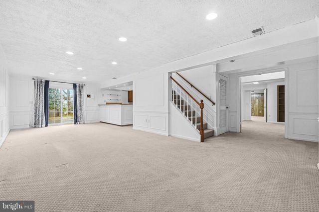 7520 ROYAL DOMINION DR, Bethesda, MD 20817