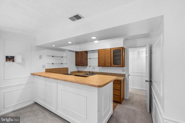 7520 ROYAL DOMINION DR, Bethesda, MD 20817