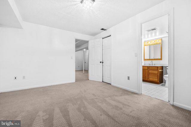 7520 ROYAL DOMINION DR, Bethesda, MD 20817