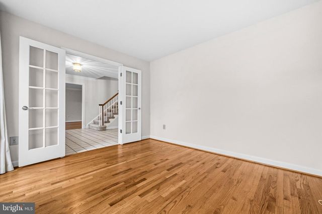 7520 ROYAL DOMINION DR, Bethesda, MD 20817