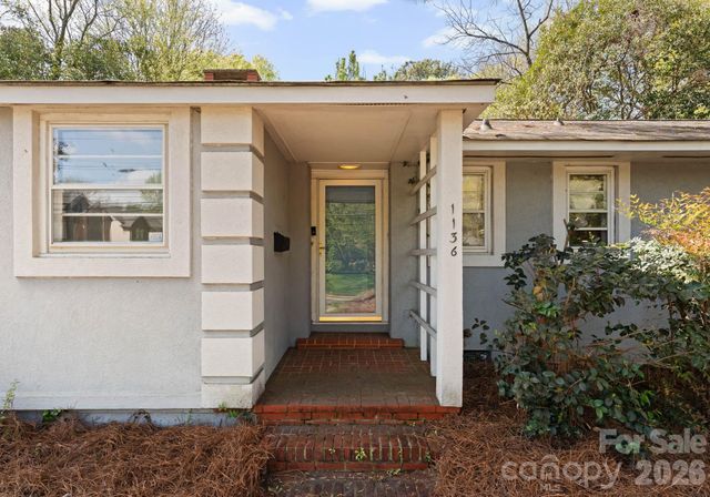 1136 E Woodlawn Road, Charlotte, NC 28209