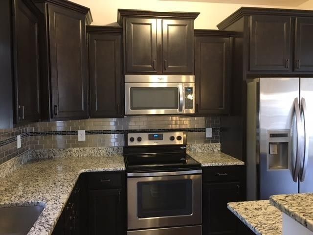 2016 Hemlock Dr, Spring Hill, TN 37174